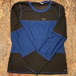 XGottex top athletic blue with black mesh inserts size XL super soft EUC